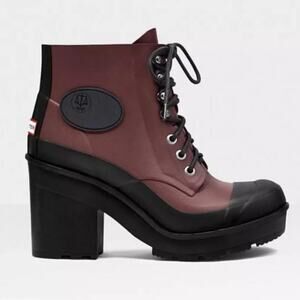 HUNTER Burgundy & Black Block Heel Rain Boots – Size 8.5